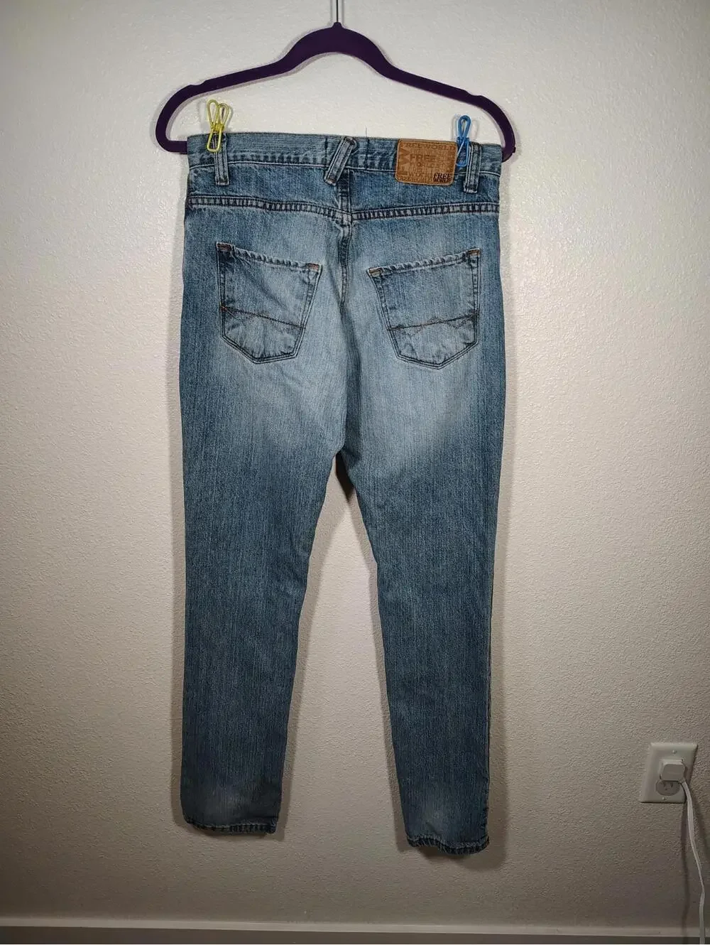 Free World Women Denim Jeans Messenger %100 Cotton Straight leg LIght Wash Sz 30